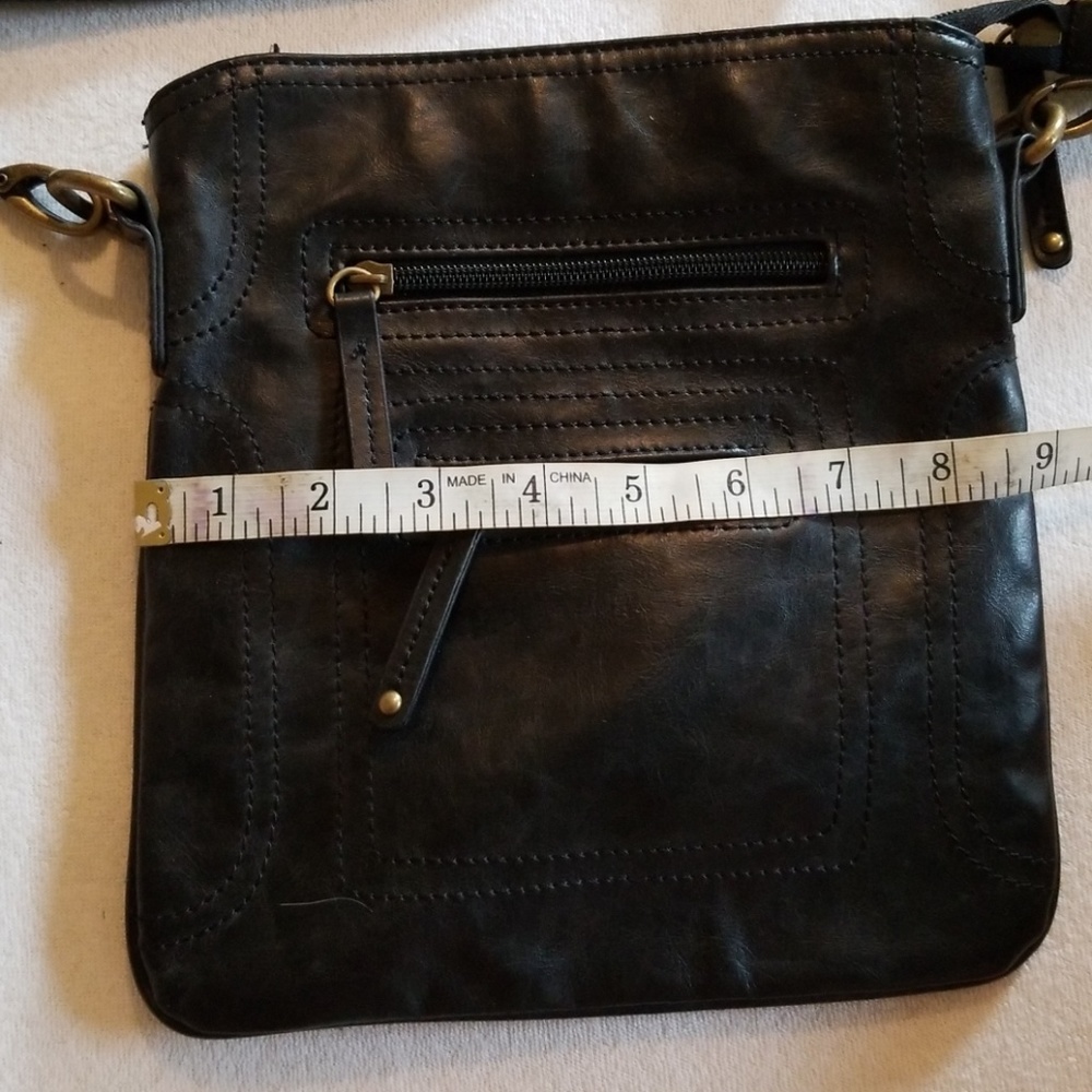 Vegan leather cross body purse - Picture 3 of 6